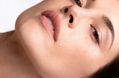 anti-aging-skincare-what-is-the-difference-between-a-cream-and-a-serum