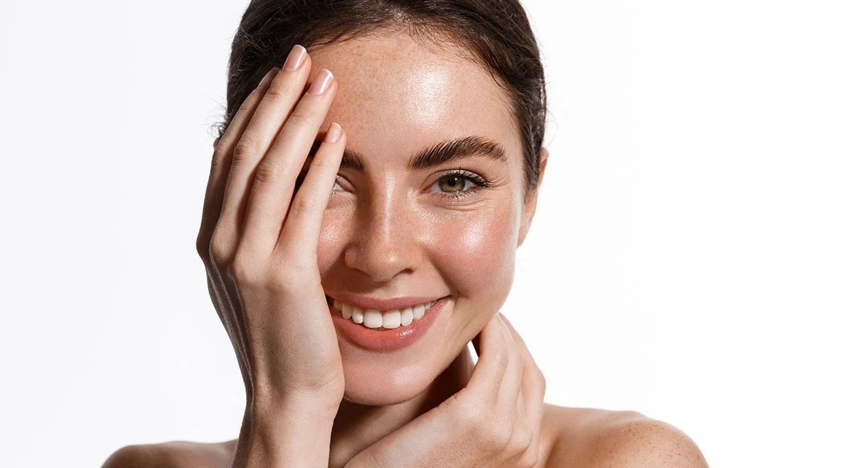 anti-aging-skincare-what-is-the-difference-between-a-cream-and-a-serum