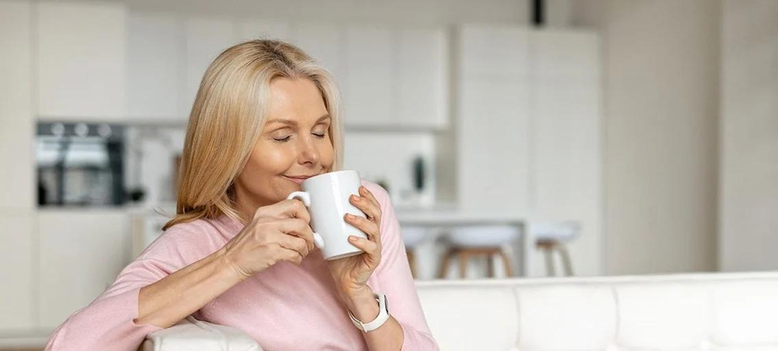 itchy-skin-dry-skin-how-does-my-skin-change-during-menopause