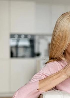 itchy-skin-dry-skin-how-does-my-skin-change-during-menopause