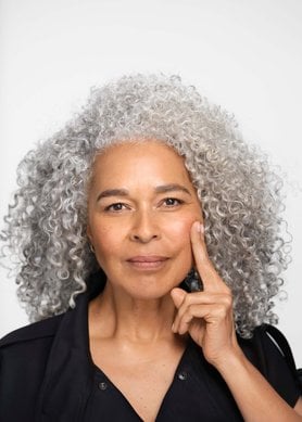 itchy-skin-dry-skin-how-does-my-skin-change-during-menopause