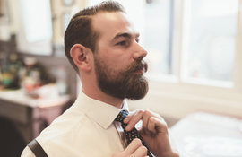 Tondeuse ou ciseaux, comment tailler sa barbe ?